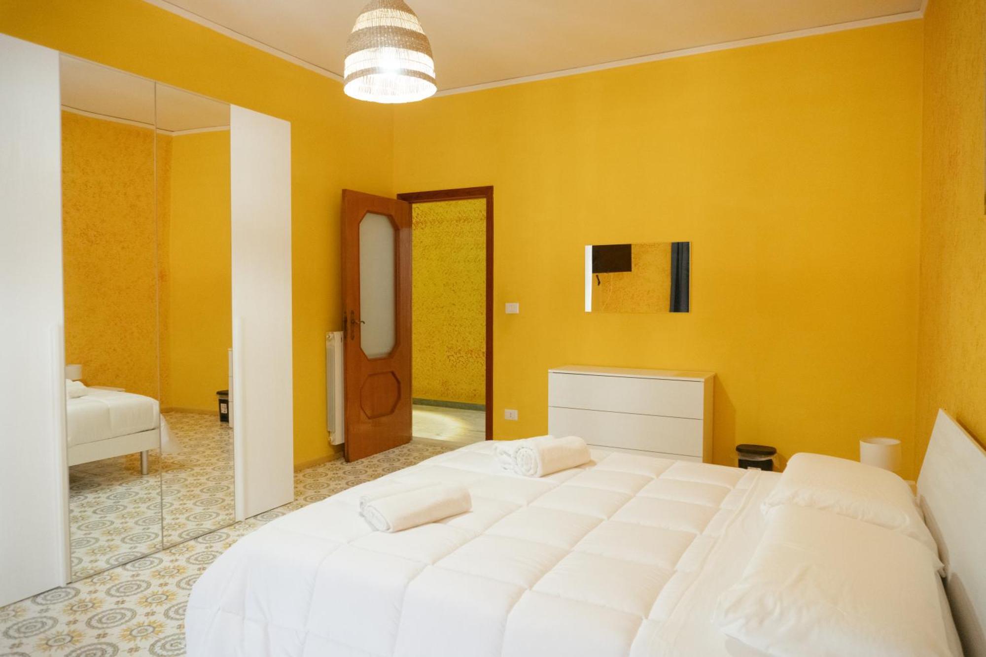 Domus Aurea Relax Room Салерно Экстерьер фото
